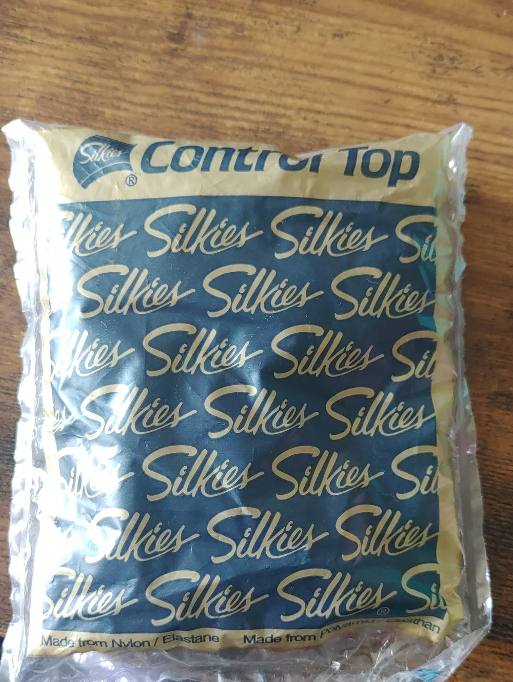 NWT Medium Silkies Beige Control Top Pantyhose